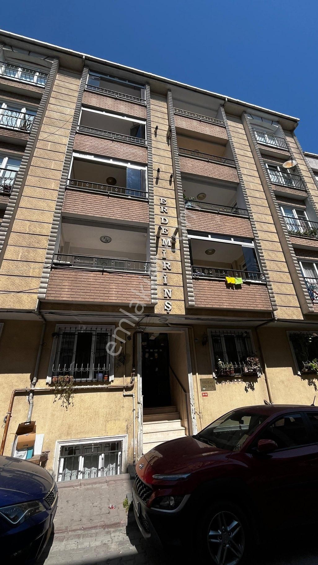 Esenyurt Namık Kemal Mahallesi Satılık 2+1 Geniş Ve Ferah Daire – Aile Yaşamına Uygun – Kaçırmayın!