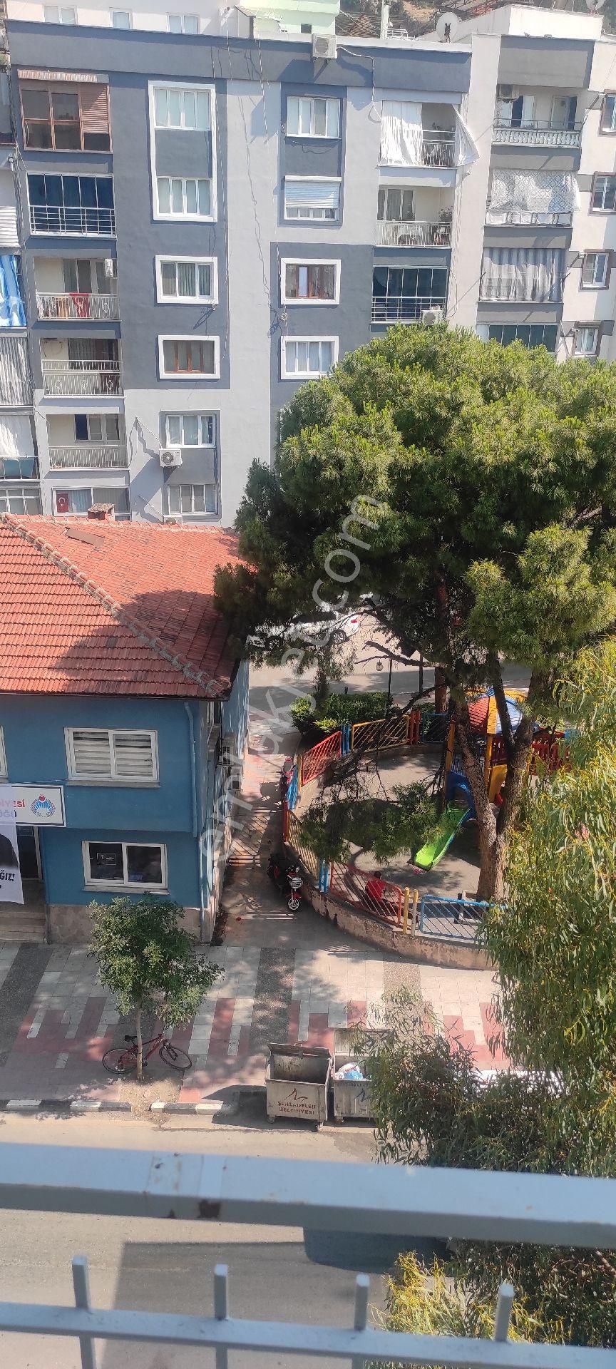 Alaybey Zabıta Karşısında Doğalgazlı Dairemiz Satılıktır