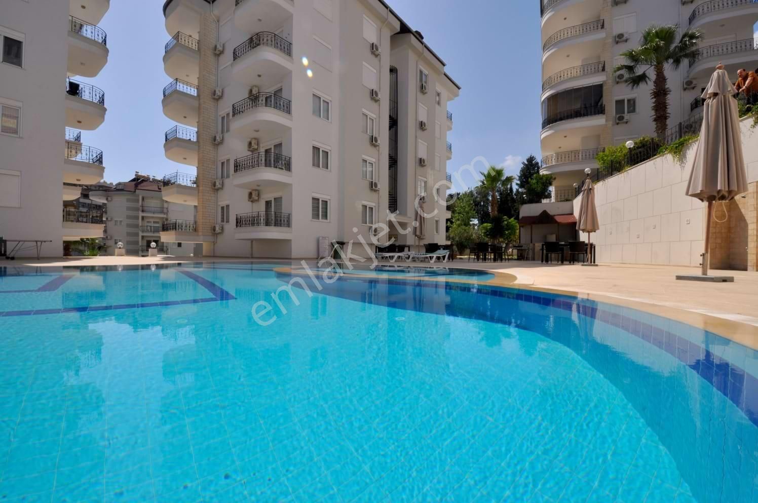 Alanya Cikcilli’de Deniz Ve Şehir Manzaralı 3+1 Çatı Dubleks - Görsel 2