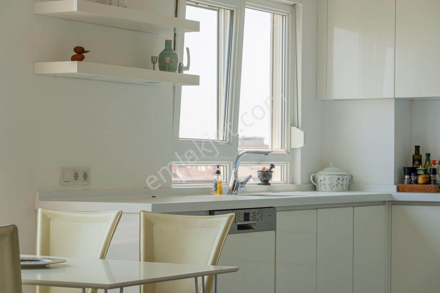 Alanya Cikcilli’de Deniz Ve Şehir Manzaralı 3+1 Çatı Dubleks - Görsel 14