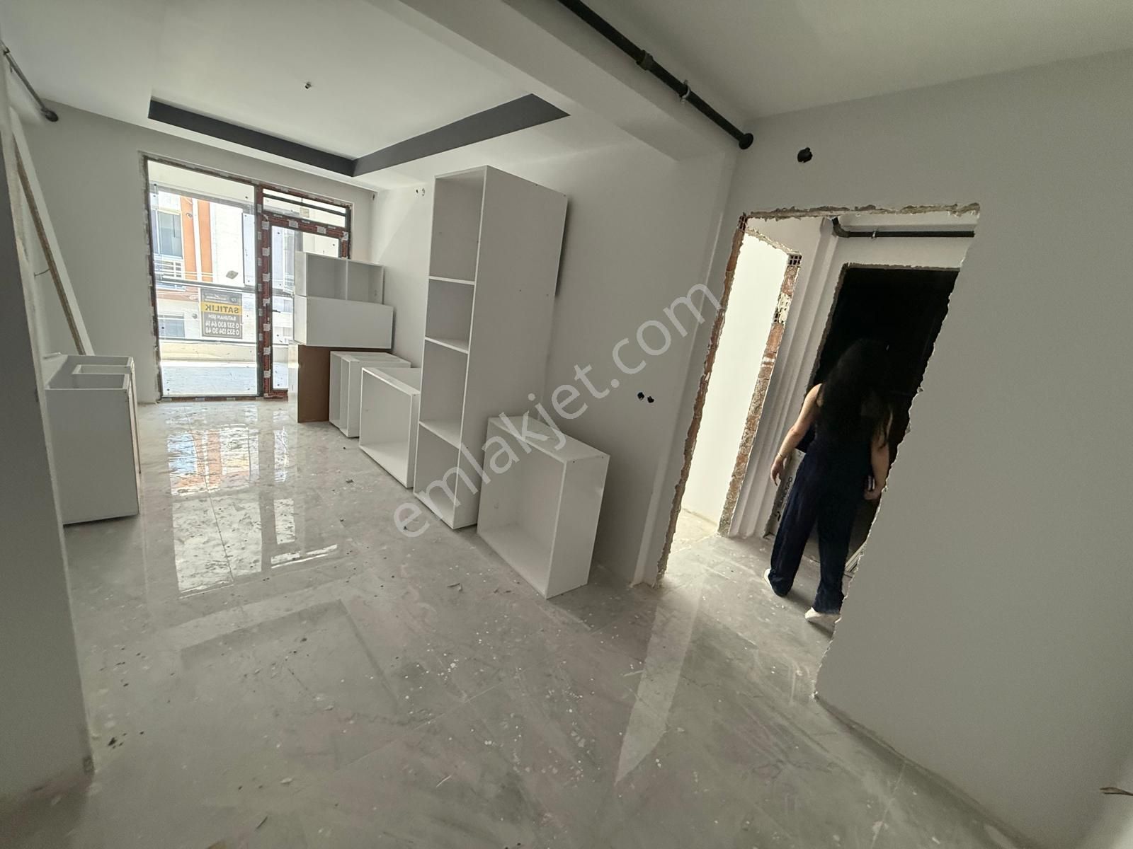 Tombakzade Cd Yakını Satılık Ultra Geniş 3+1 Daire