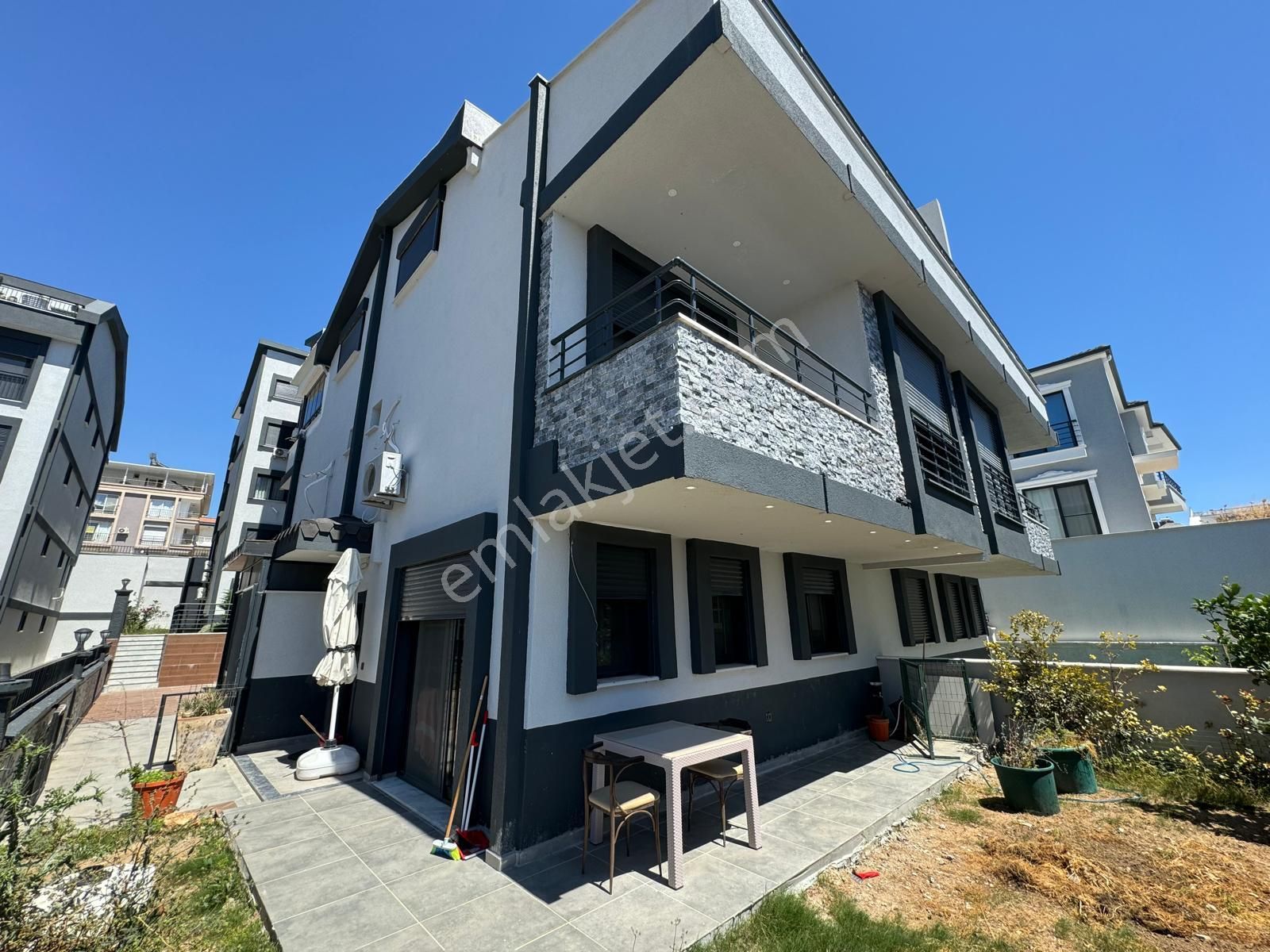 Didim Hisar Mahallesinde 3+1 Masrafsız Havuzlu Villa
