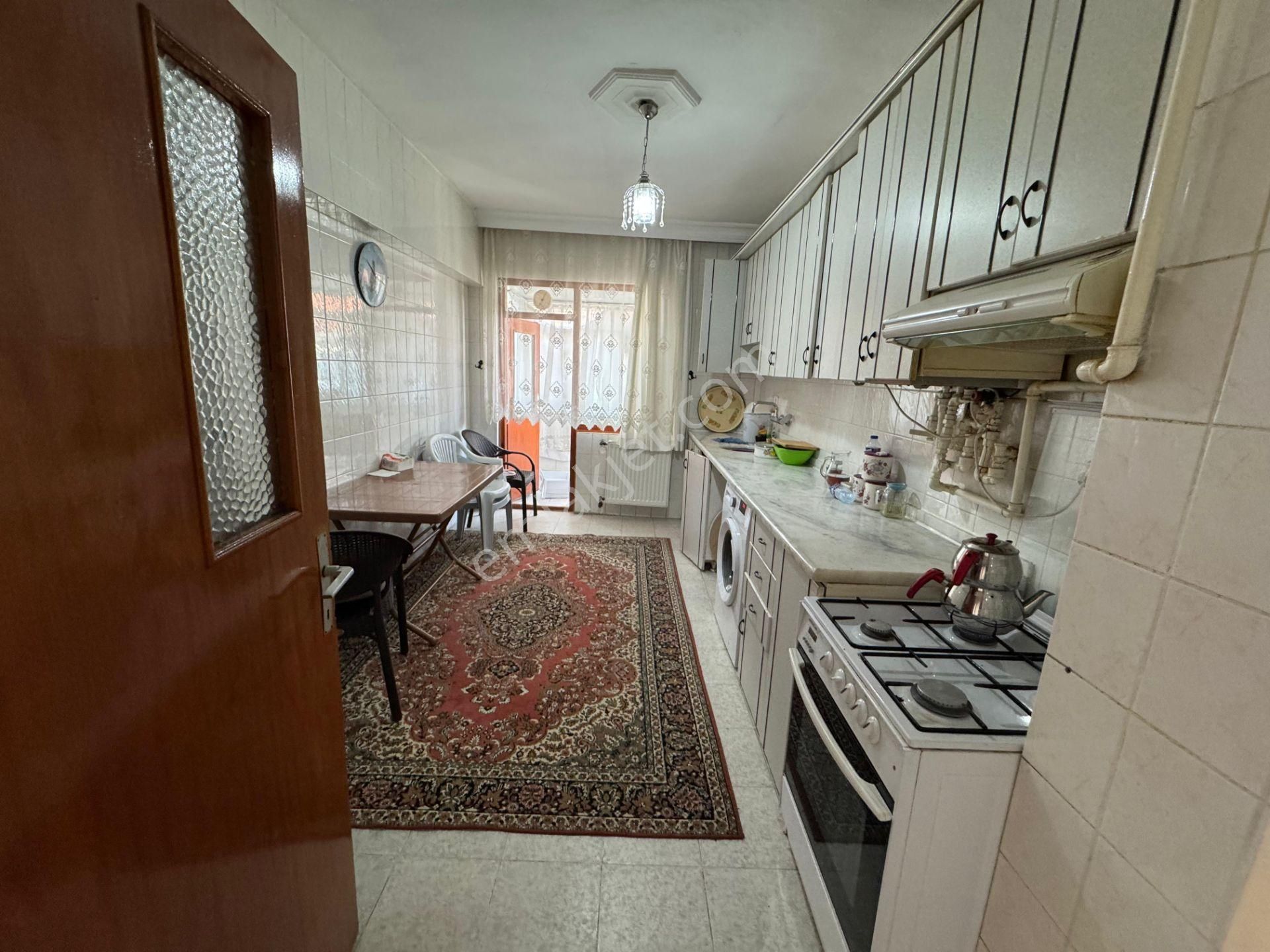 Tandoğan Mah'de 3+1 Bağımsız 157m² Güney Cephe Çift Balkon
