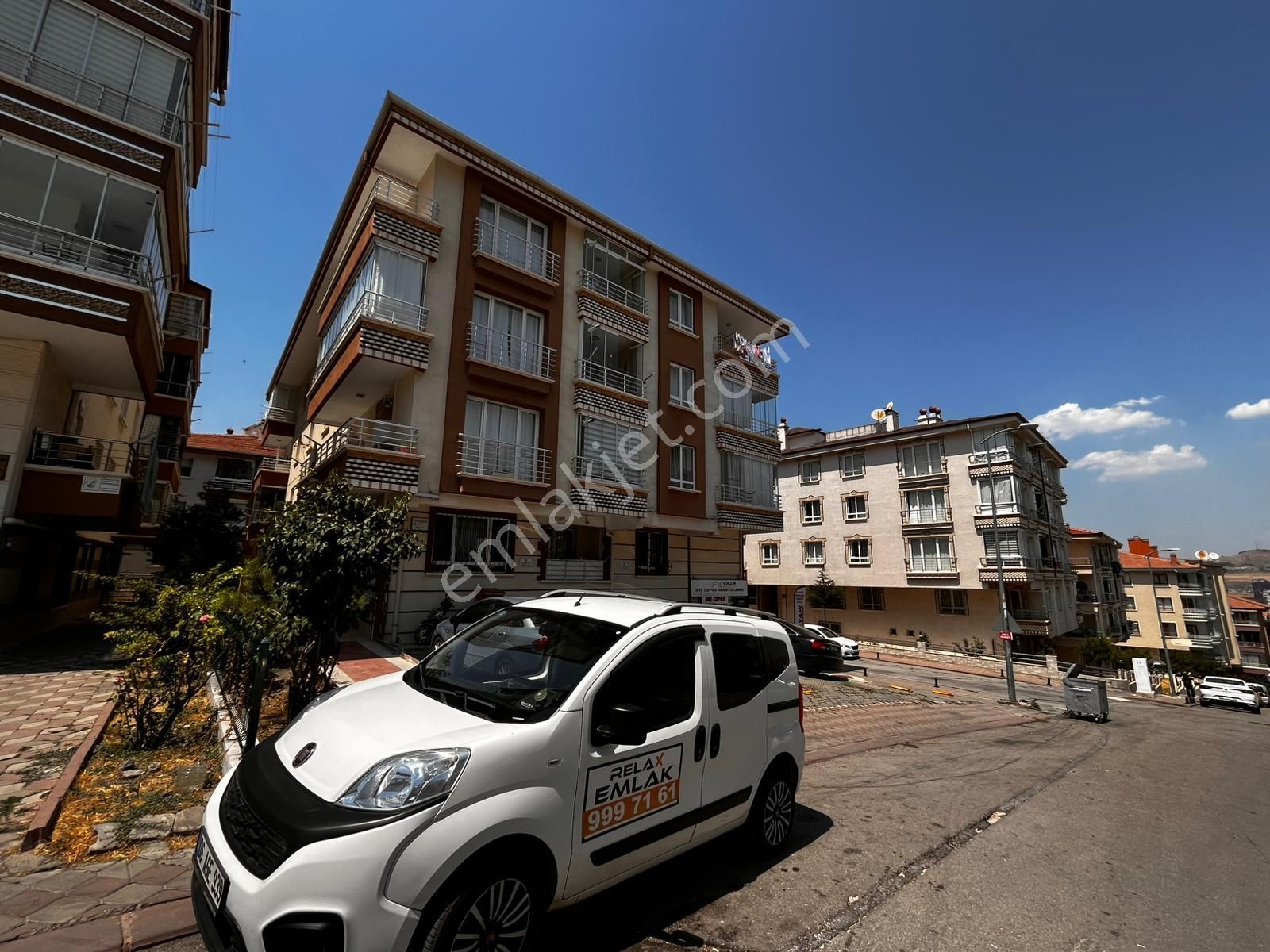 Relax'tan Yayla'da 10 Yıllık Bina 3+1 Orta Kat Asansörlü İskanlı