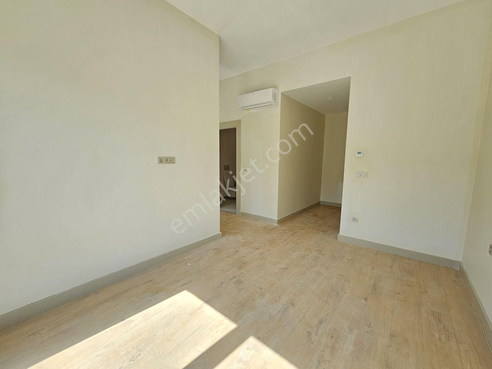 Bahçeşehir Vadi Evleri 1. Etap | Teras + Bahçeli Dubleks Daire - Görsel 4