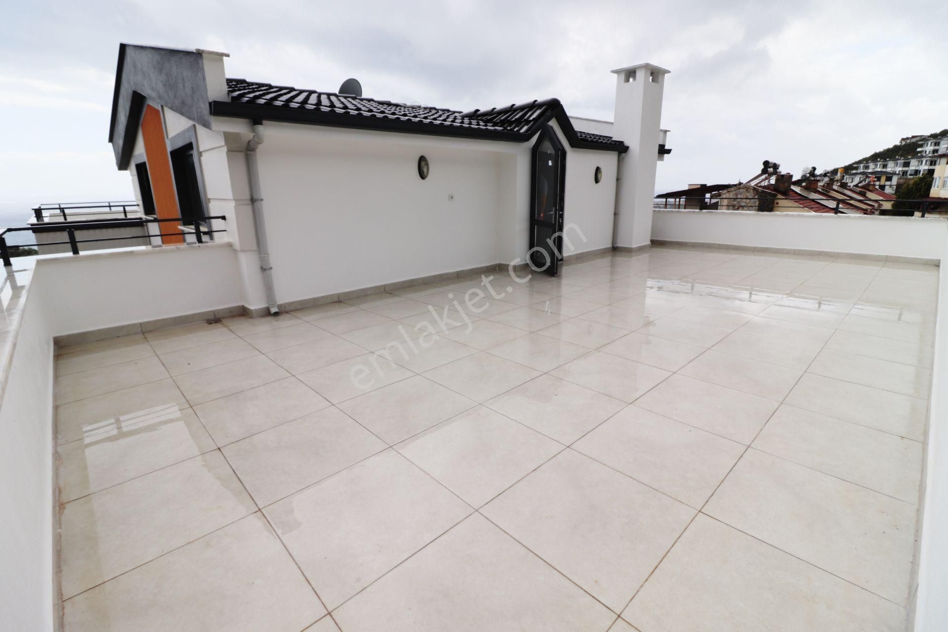 Irmaksudan Altınoluk Ta Deniz Ve Doğa Manzaralı 4+1 Villa - Görsel 22