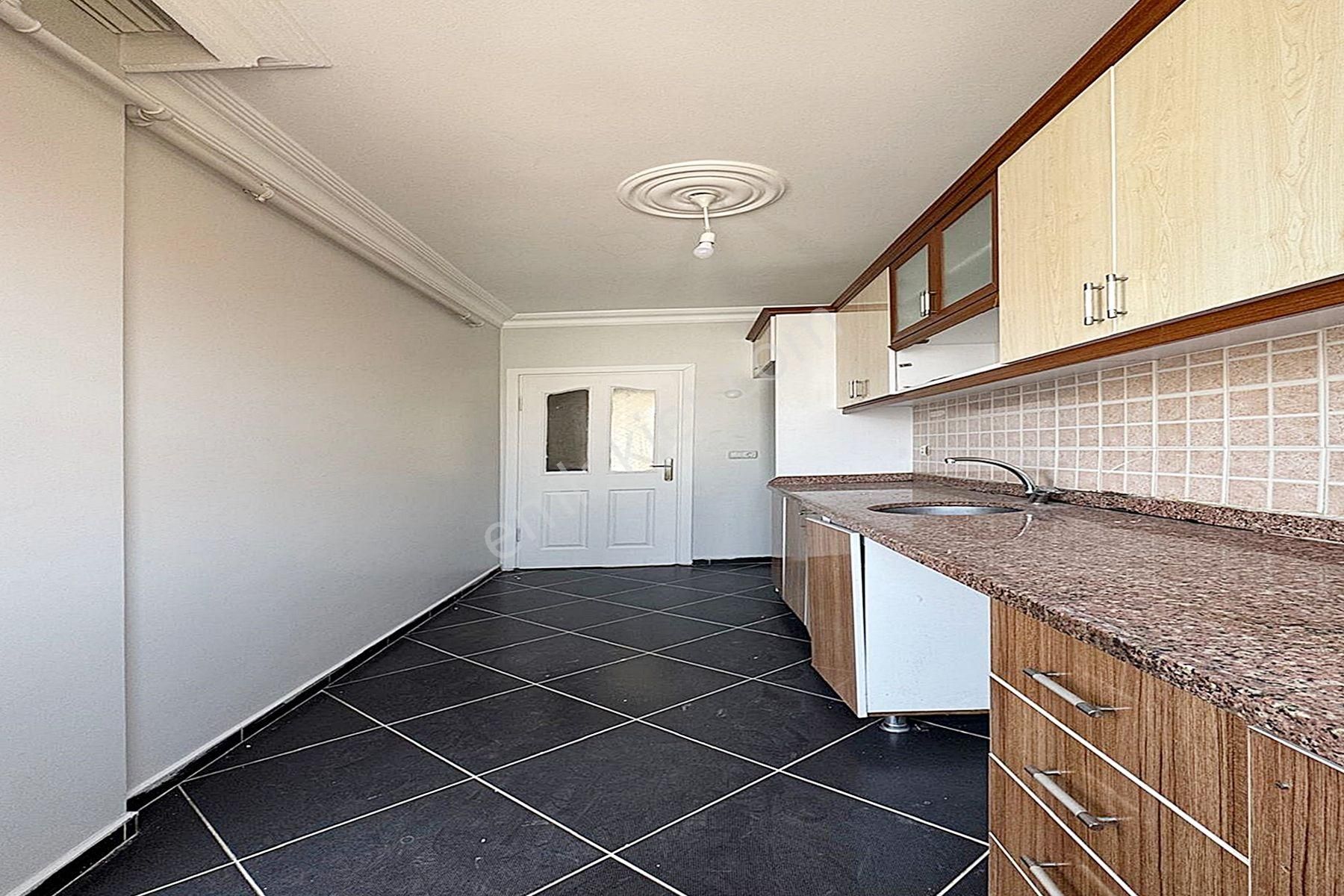 Pınar Mah Merkezi Konumda Acill Satılık 2+1 Arakat Daire - Görsel 13