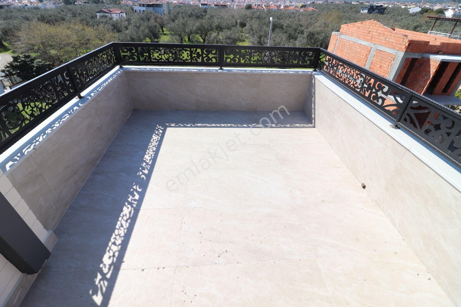 Irmaksudan Güre De Çift Teras Bahçeli Satılık 4+1villa - Görsel 24