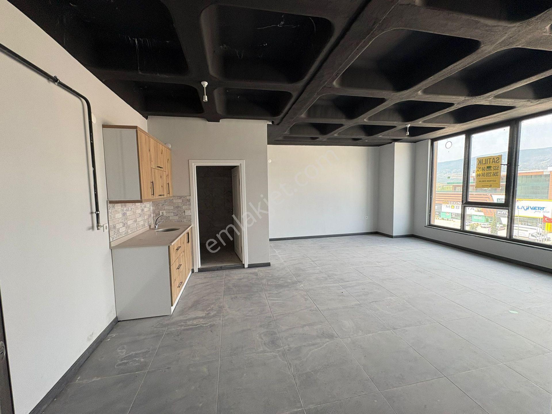 Fatih Plaza'da Ful Yapılı Manzaralı Yan Yana Satılık 2 Ofis - Görsel 5