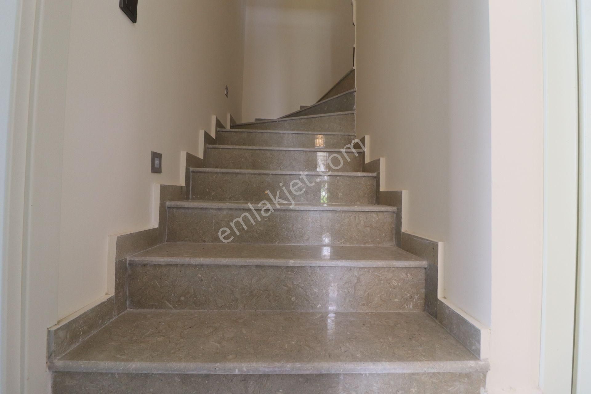 Sakinligin Adresi Egenin Kalbinde Modern Tasarımlı Villa - Görsel 17