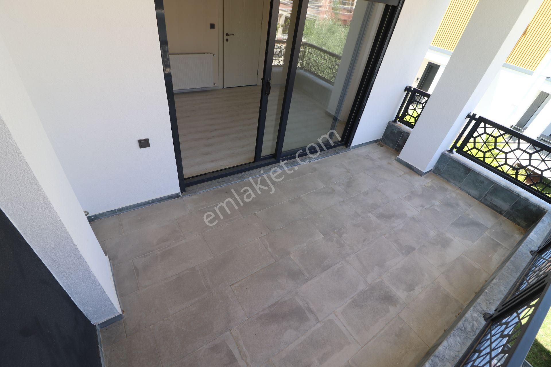 Sakinligin Adresi Egenin Kalbinde Modern Tasarımlı Villa - Görsel 20