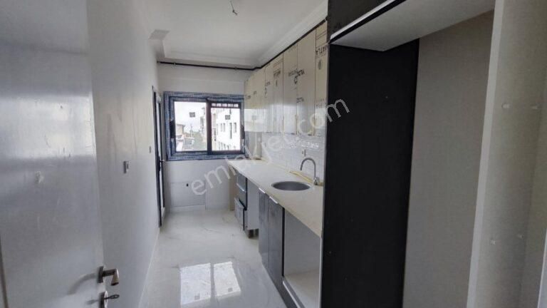 Gaziemir Beyazevler Mahallesinde 2+1 Satılık Sıfır Daire
