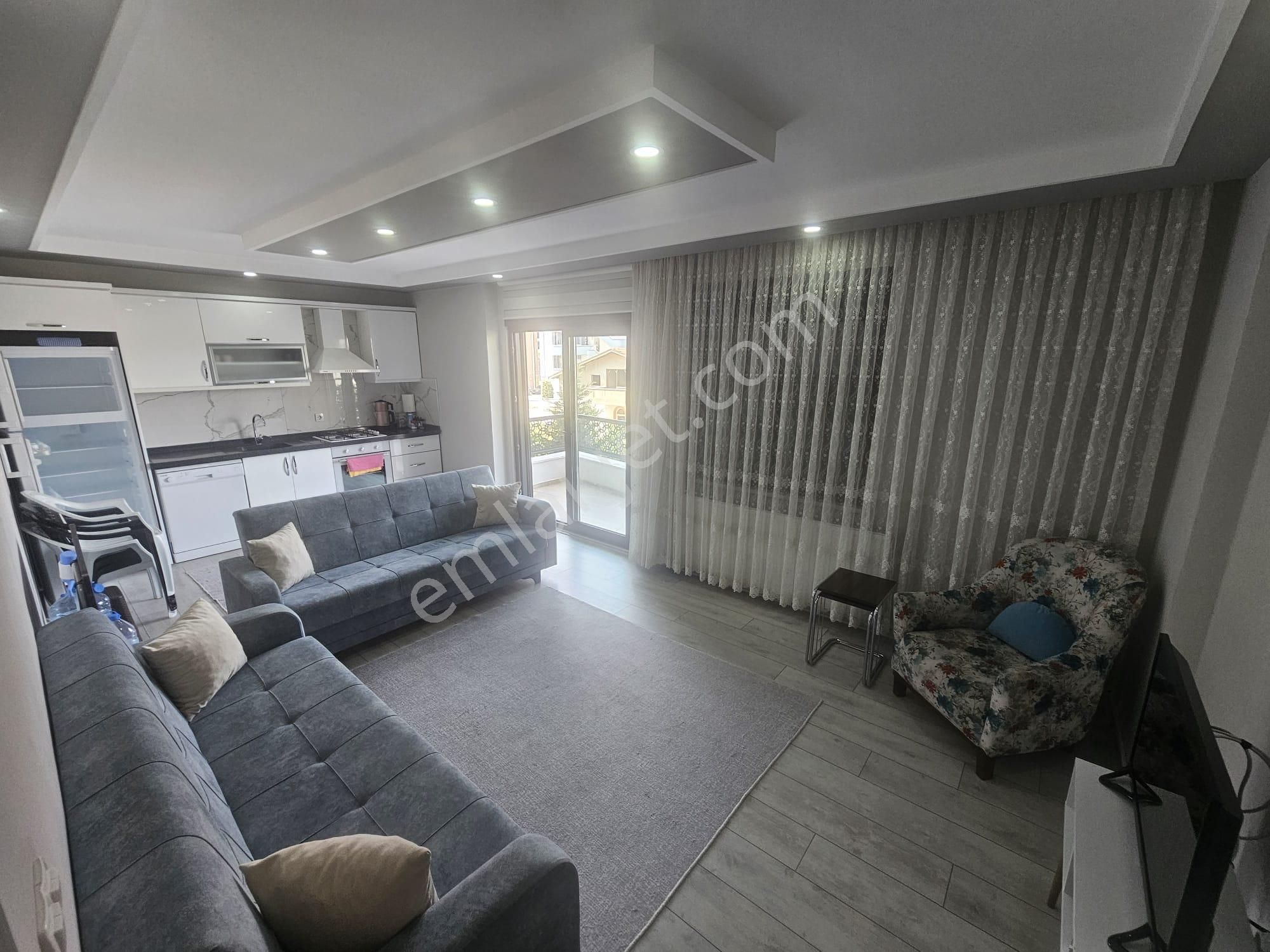 Burhaniye Ören Yolunda Full Eşyalı Kiralık Geniş 1+1 Daire!