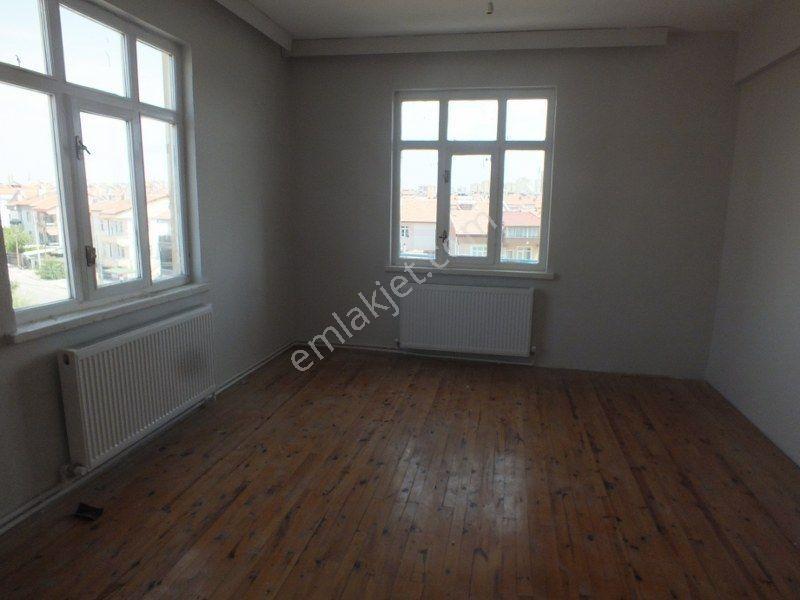 Karaman Ahmet Yesevi Mahallesi 4.kat 125 M2 2+1 Kiralık Daire - Görsel 5