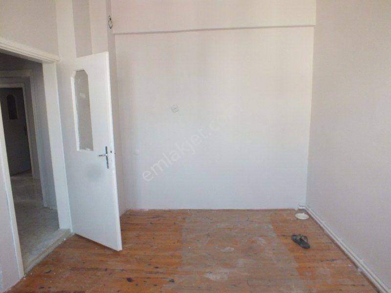 Karaman Ahmet Yesevi Mahallesi 4.kat 125 M2 2+1 Kiralık Daire - Görsel 8