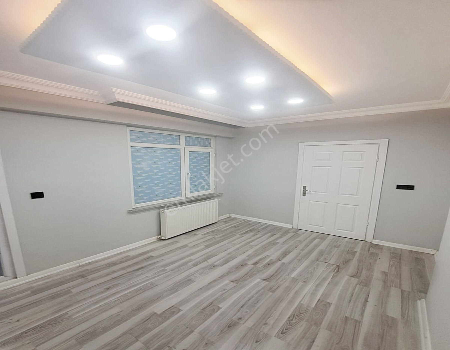 Beylikdüzü Arena'dan Ebeveyn Banyolu 2+1 Satılık Daire!! - Görsel 2