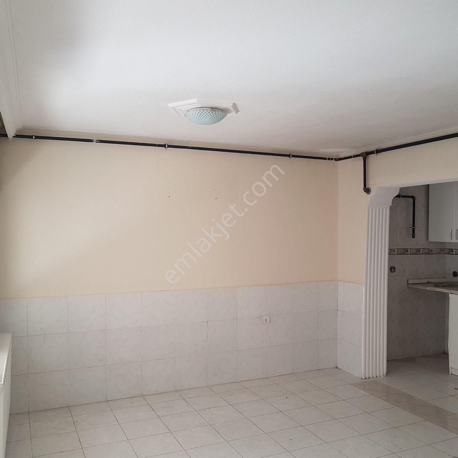 İzmir Konak Göztepede Satılık Daire