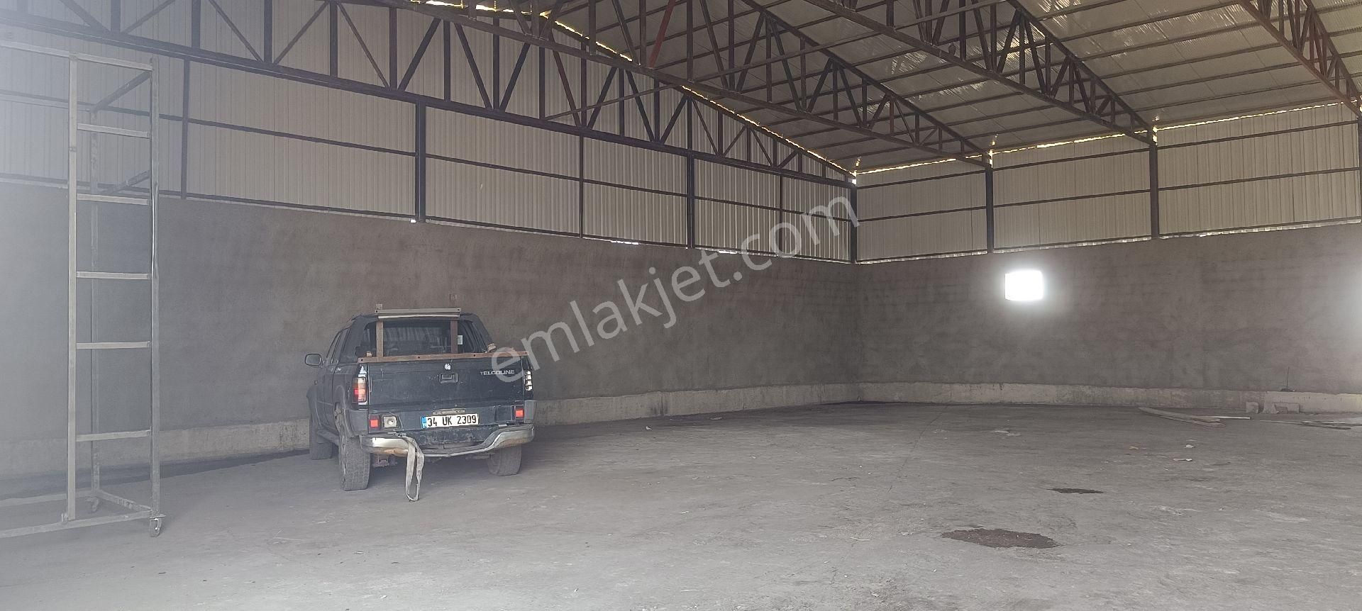 Mardin Yolu Üzeri Buğdaycılar Pazarı Civarında Bulunan 400m²lik Kiralık Depomuz