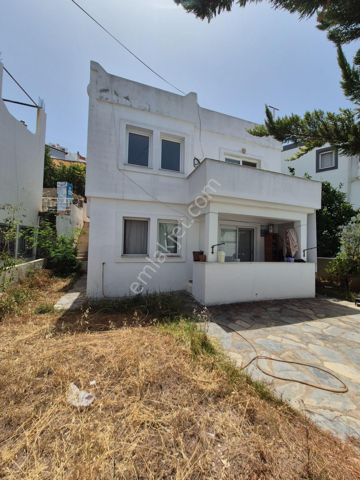 Bodrum Turgutreis Karabağ'da Satılık 4+2 Tripleks Villa - Görsel 24