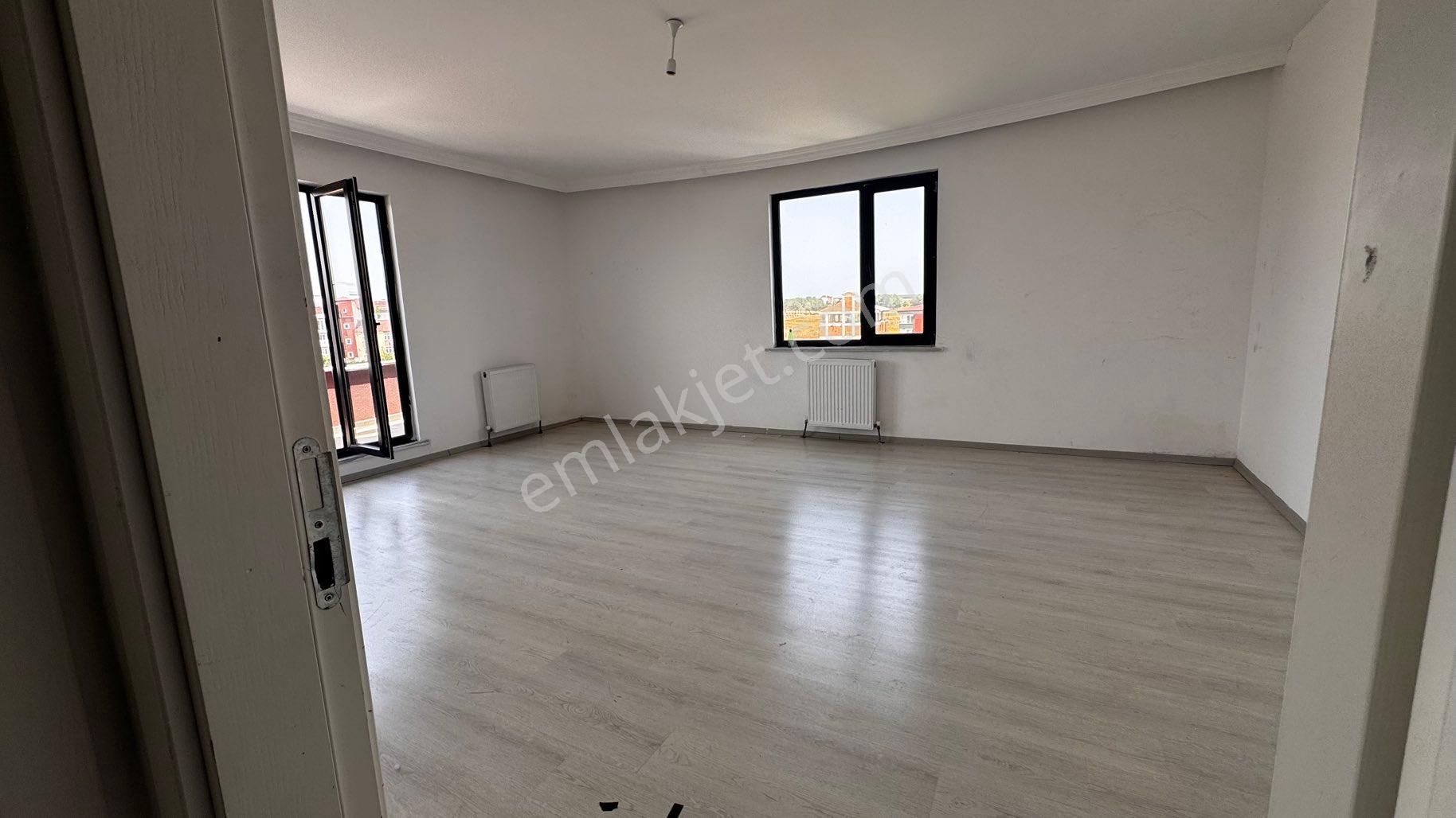 Tekirdağ Kapaklı Merkezde Dubleks