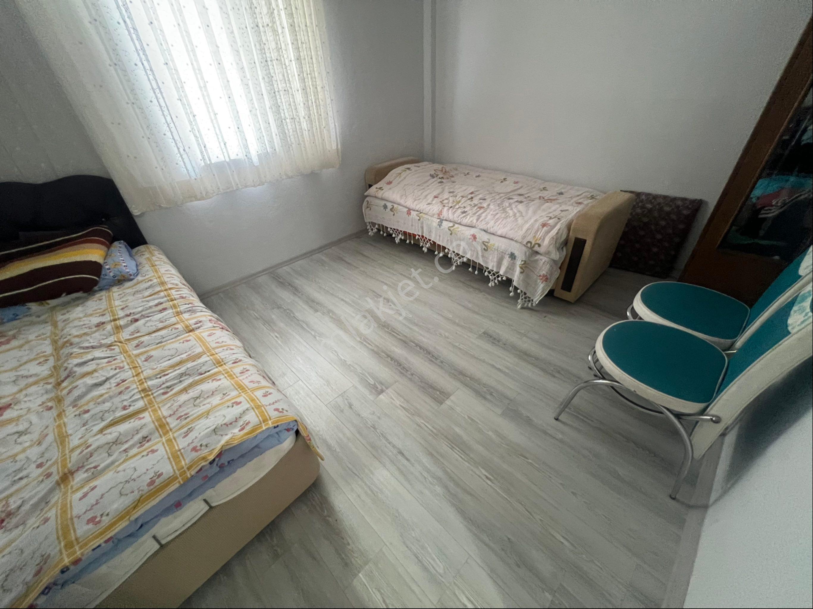 Arkadaş Emlaktan Hoyhoy Mahallesinde 1 Dönüm Çorum Mazaralı 2 Katlı Evi İle Birlikte Satılık Bağ - Görsel 17