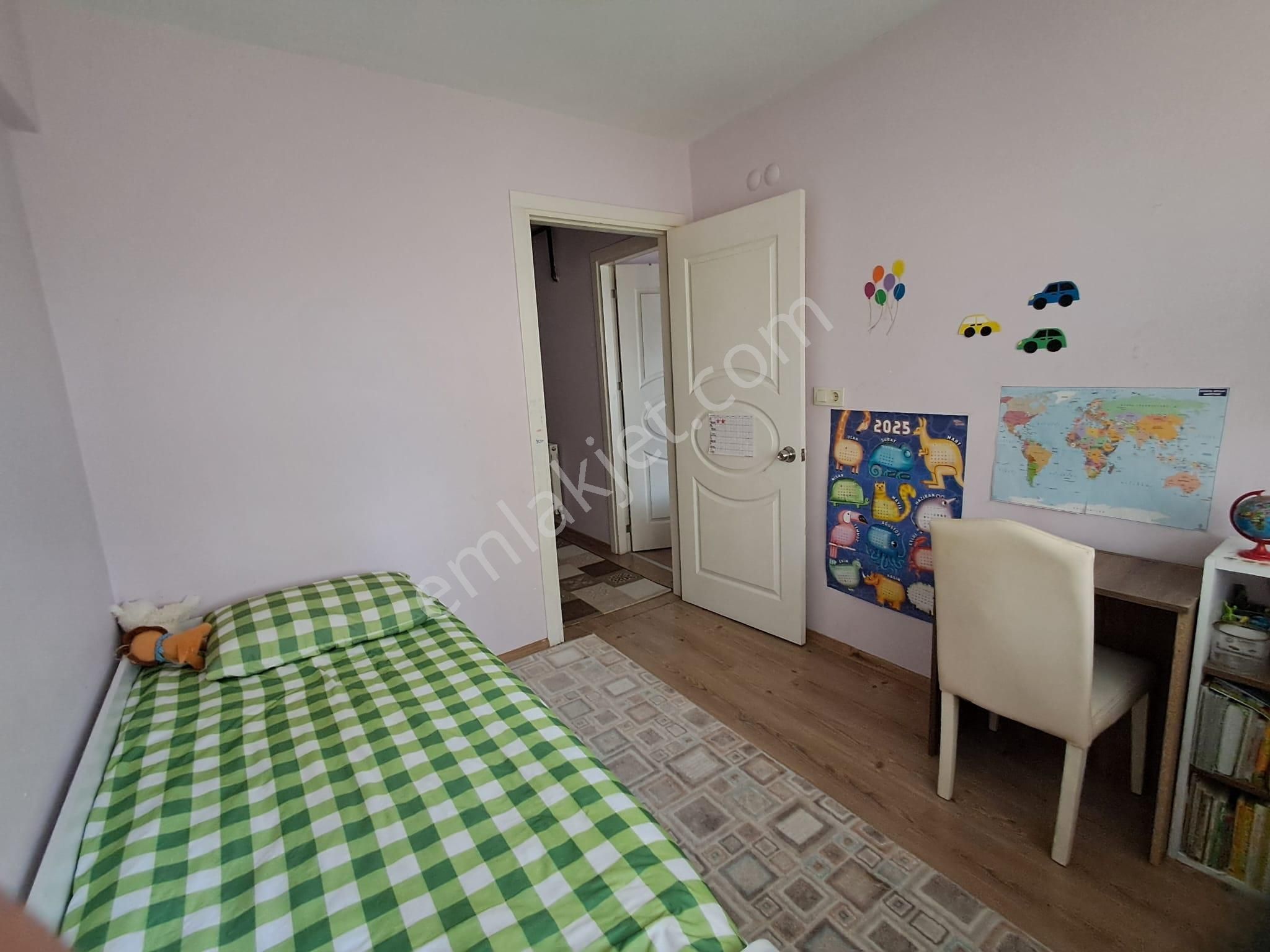 Muradiye'de Kiralık, 3+1 Doğalgazlı Daire 20.000 Tl.