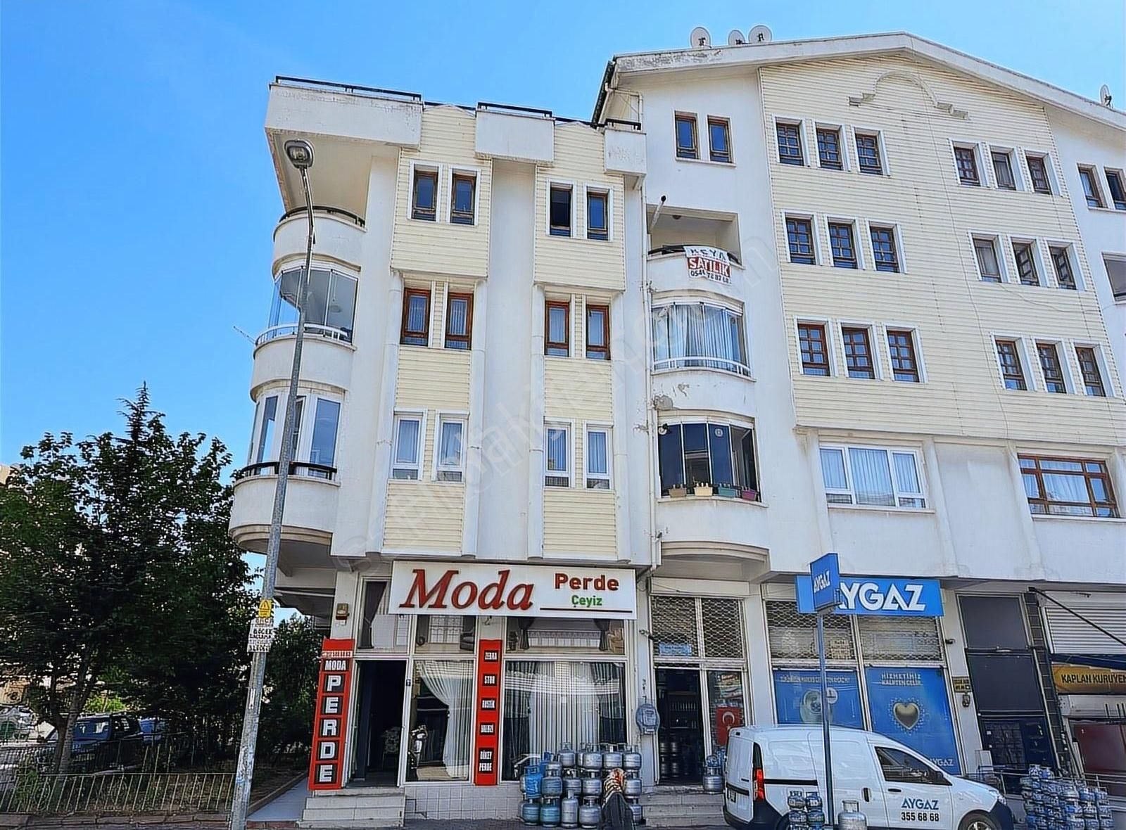 Ankara Aktepe De Köşe Başında Satılık Teraslı Dubleks Daire