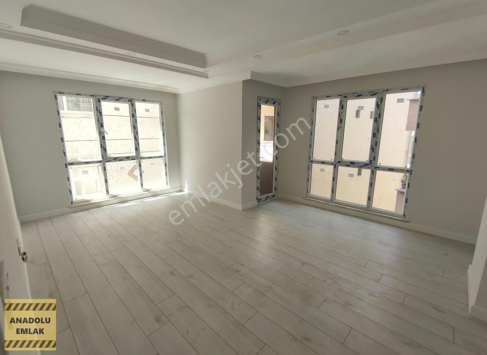 Soğanlıda Sıfır Binadan Satılık 2+1 3.kat Daire