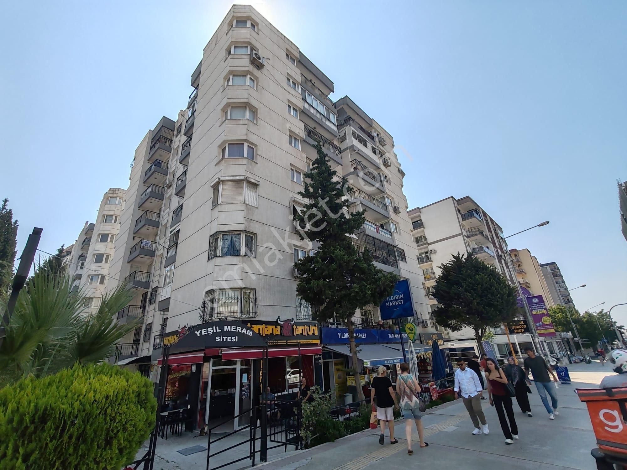 Buca Atatürk Mahallesi Tınaztepe Kampüsü'nün Karşısında 3+1 Eşyalı/eşyasız Kiralık Daire
