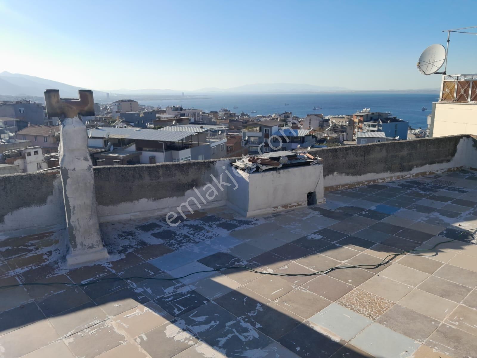 Acil Konak Duatepe Mahde Kako Durağı Yakını 2+1 85m2 Ayrı Mutfak Deniz Manzaralı Daire - Görsel 13