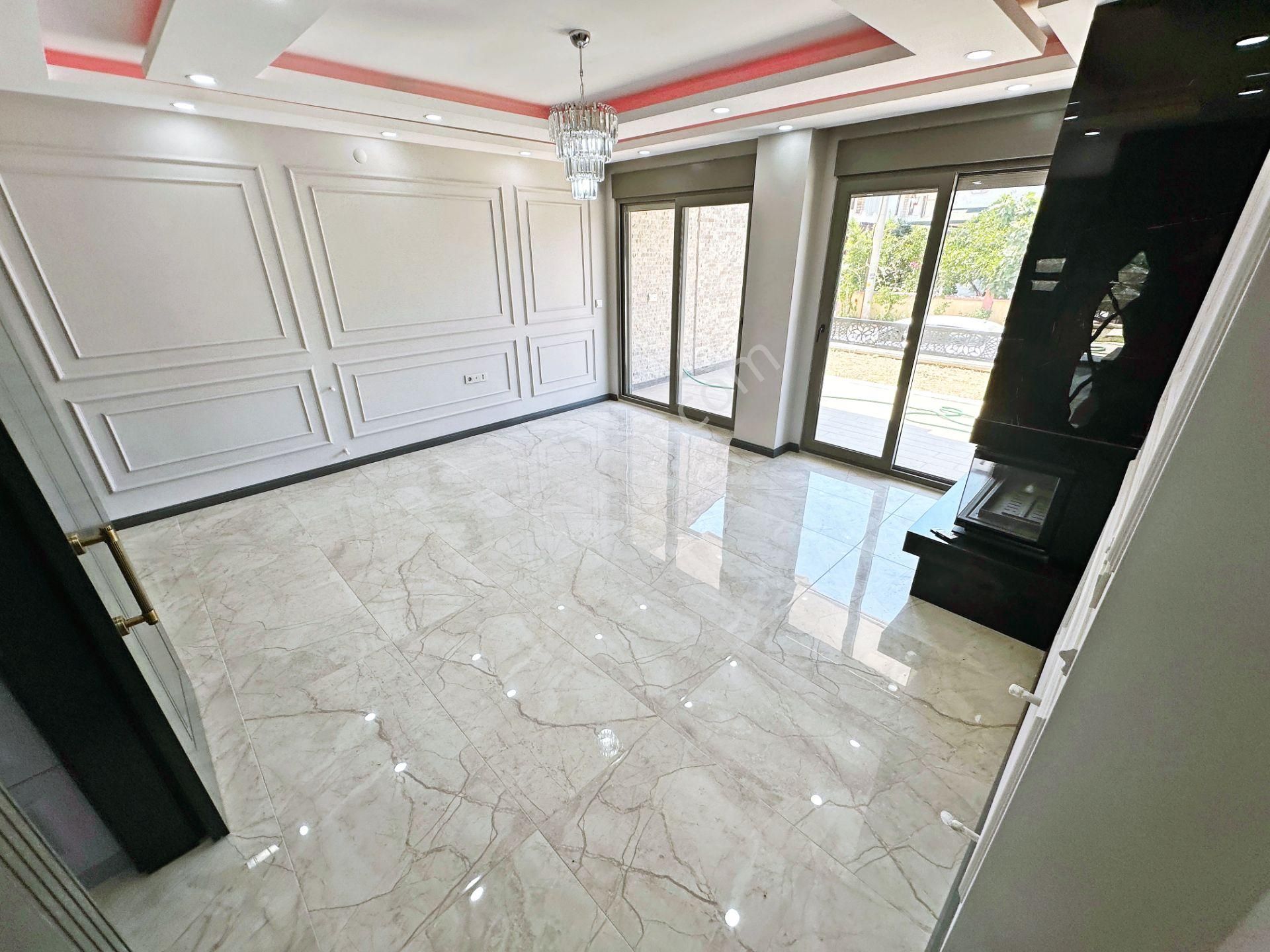 Ayanoğlundan Güre'de Denize Çok Yakın Sıfır Geniş Bahçeli Barbekülü Satılık 4+1 İkizmüstakil Villa - Görsel 4