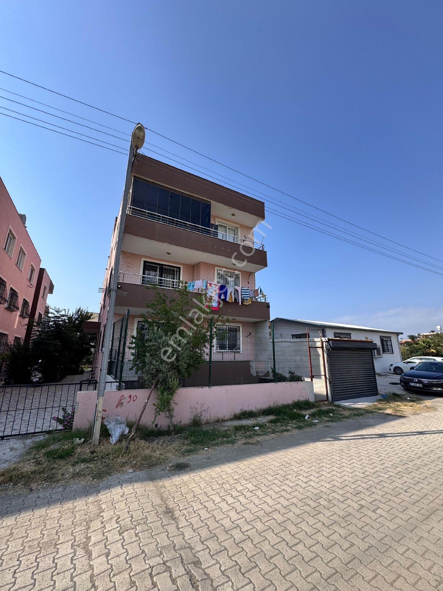 Karaagaç Salaş Bahce Civarı Satılık Daire Yirmi Metrelik Yola 200 Metre Mesafede