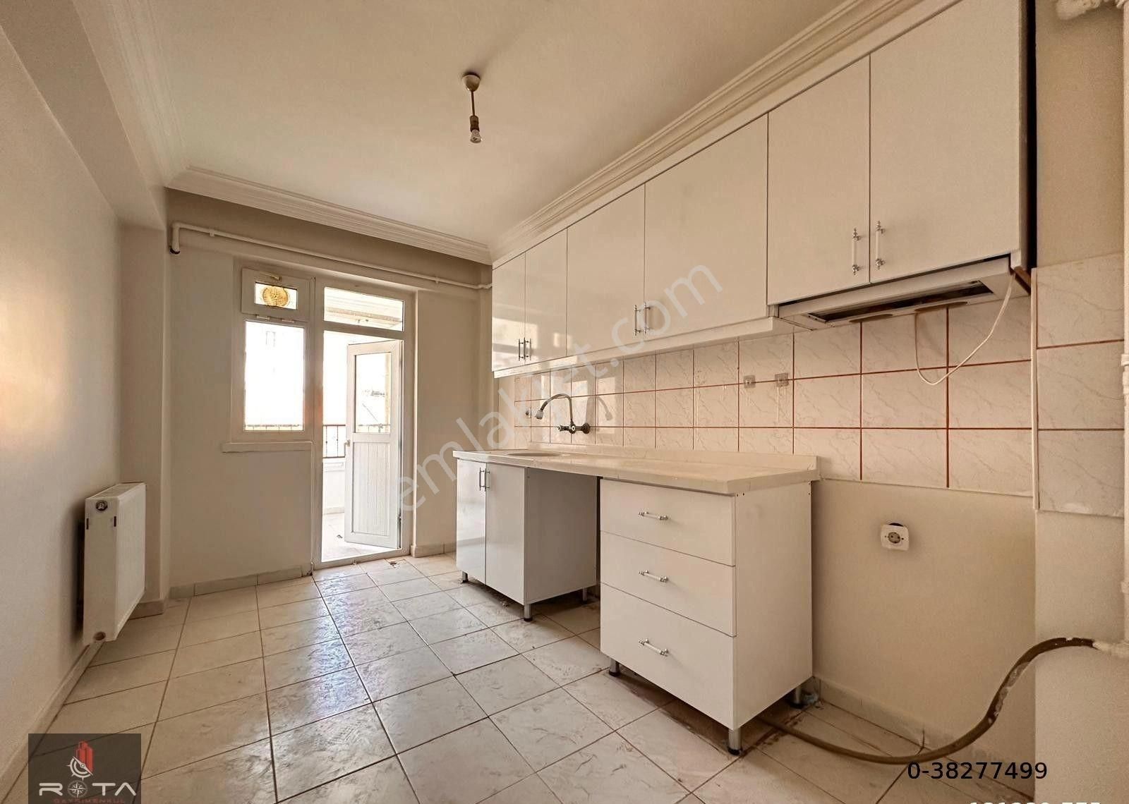 Rota'dan Cd Yanı Evcil Hayvanlar Parkı Yakını Manzaralı Ara Kat 3+1 Yapılı Daire !