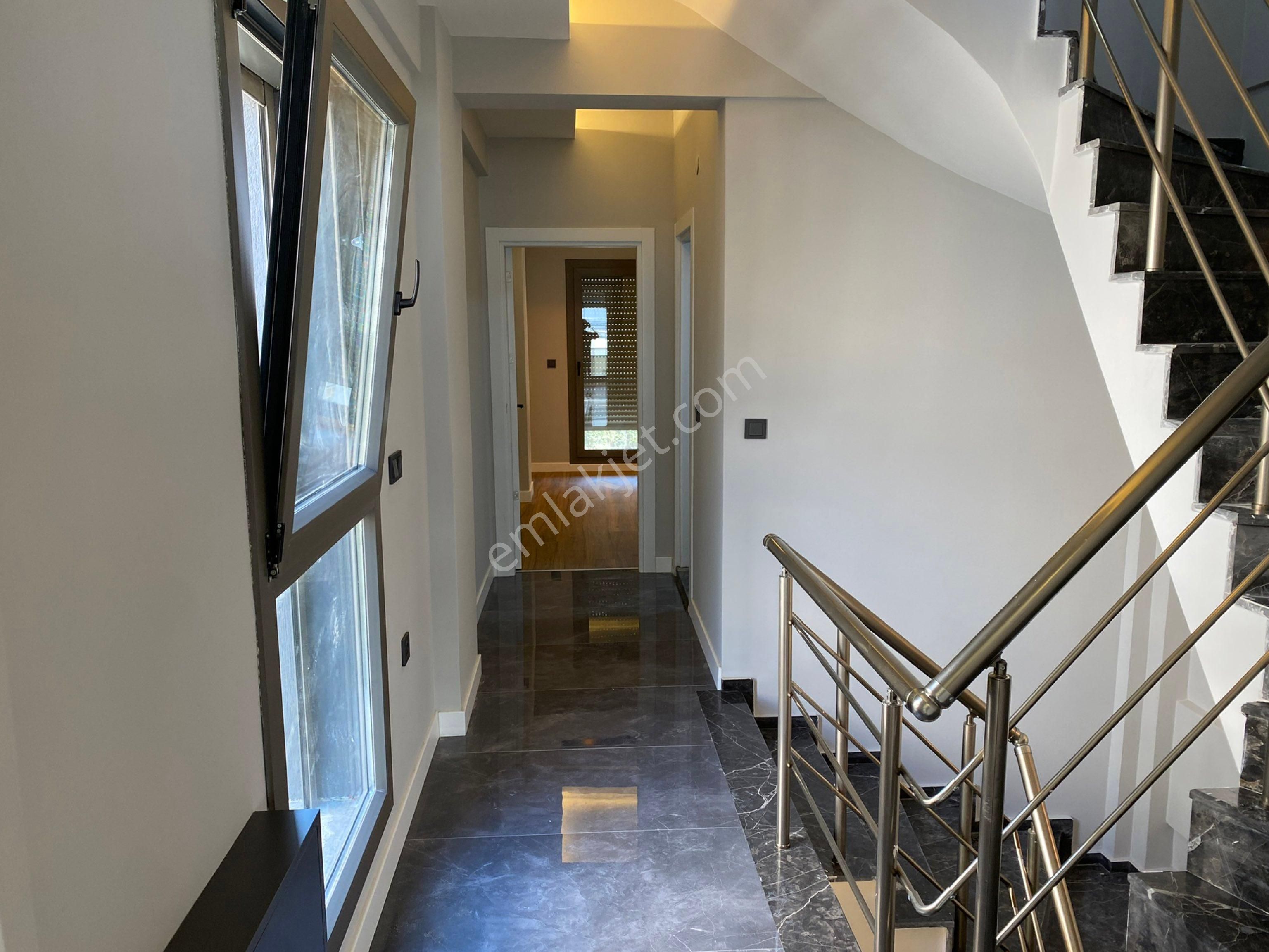 Özdere De Denize Yakın Büyük Bahçeli Villa - Görsel 23