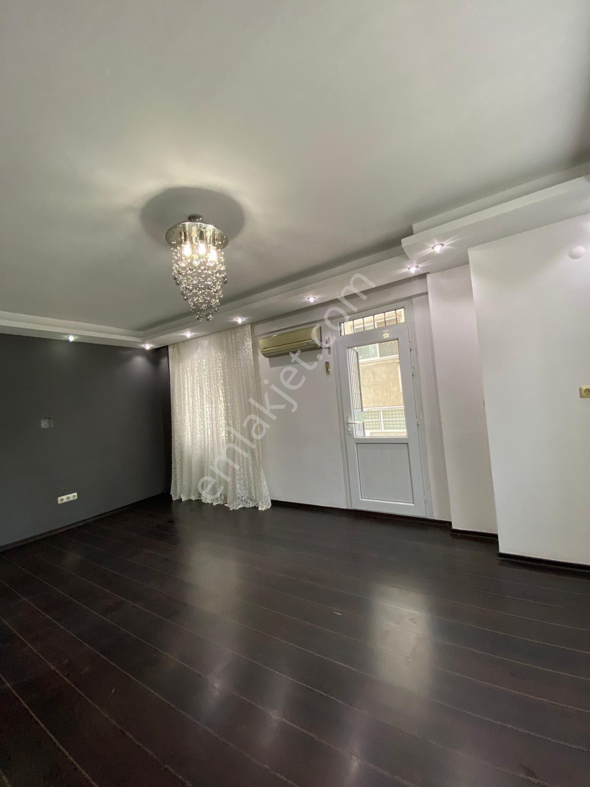 Mersin İhsaniye Mah. 3+1 Zemin Üstü 1.kat Masrafsız Daire