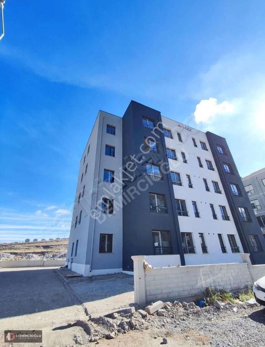 Talas Mevlanada Düşük Katlı 2.5+1 Satılık Daire