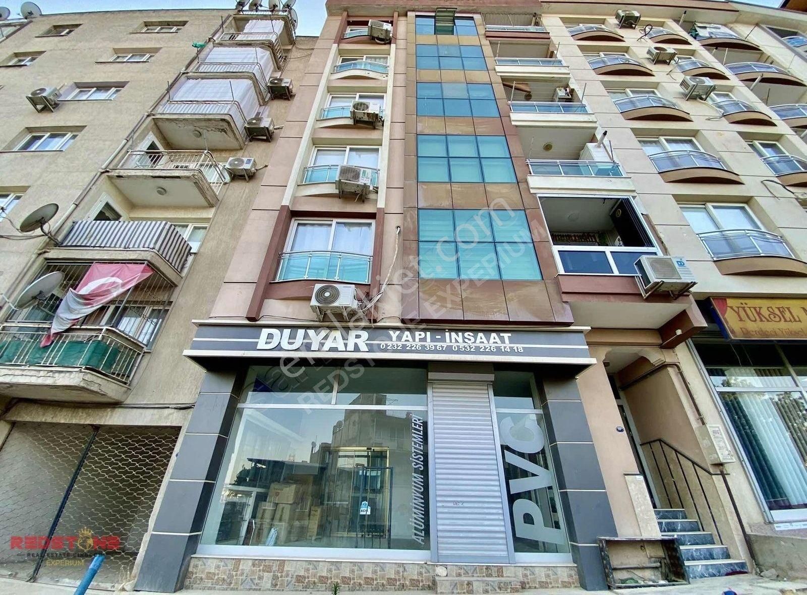 Karabağlar Sarıyer Mah'de İşlek Lokasyonda Kiralık Dükkan