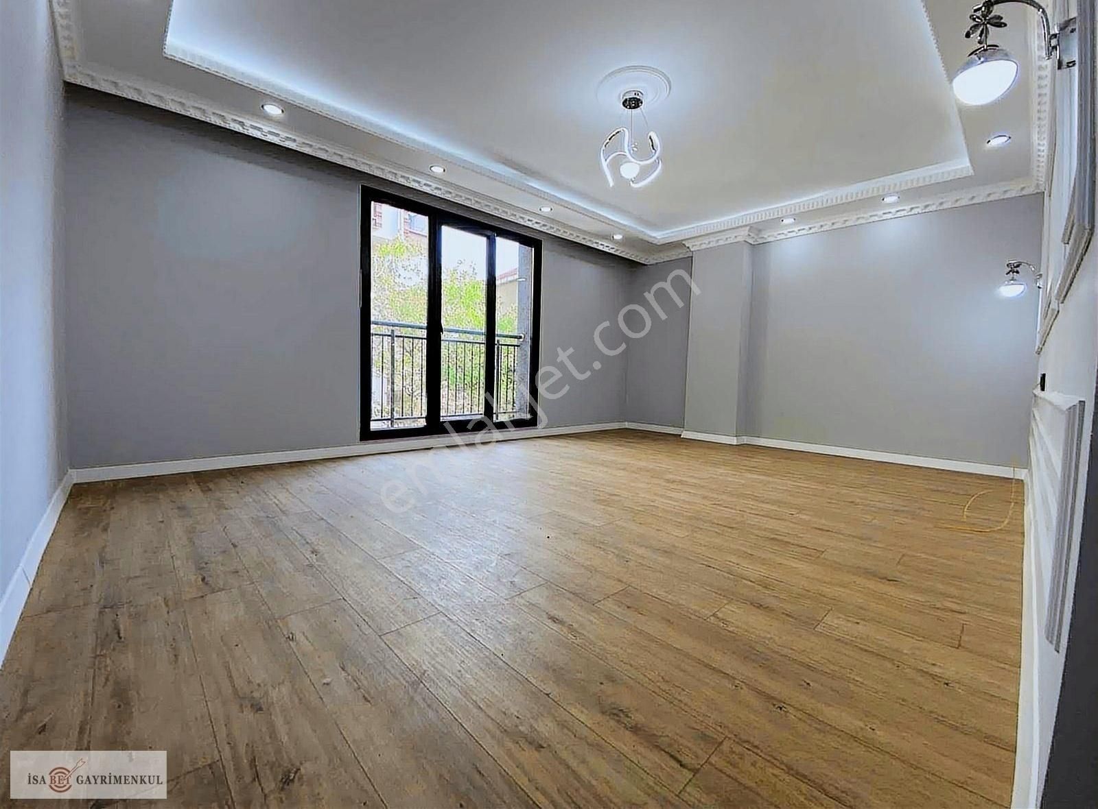 Bağlarbaşı İstasyon Cad 2+1 Lüks 90m2 Arakat Daire Yerden Isıtma
