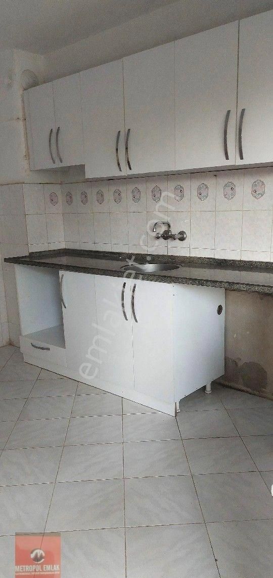 Ara Kat Doğalgazlı Geniş 3+1 Kiralık Daire