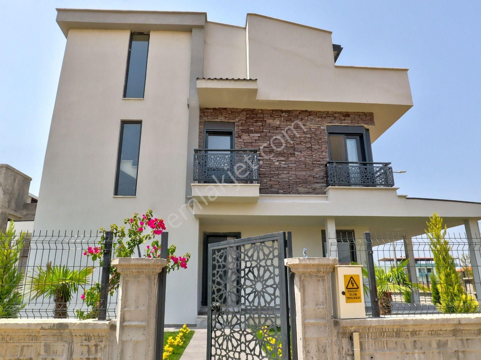 Salihleraltı Dörtyol'da Satılık Müstakil Ultra Lux Villa. - Görsel 3