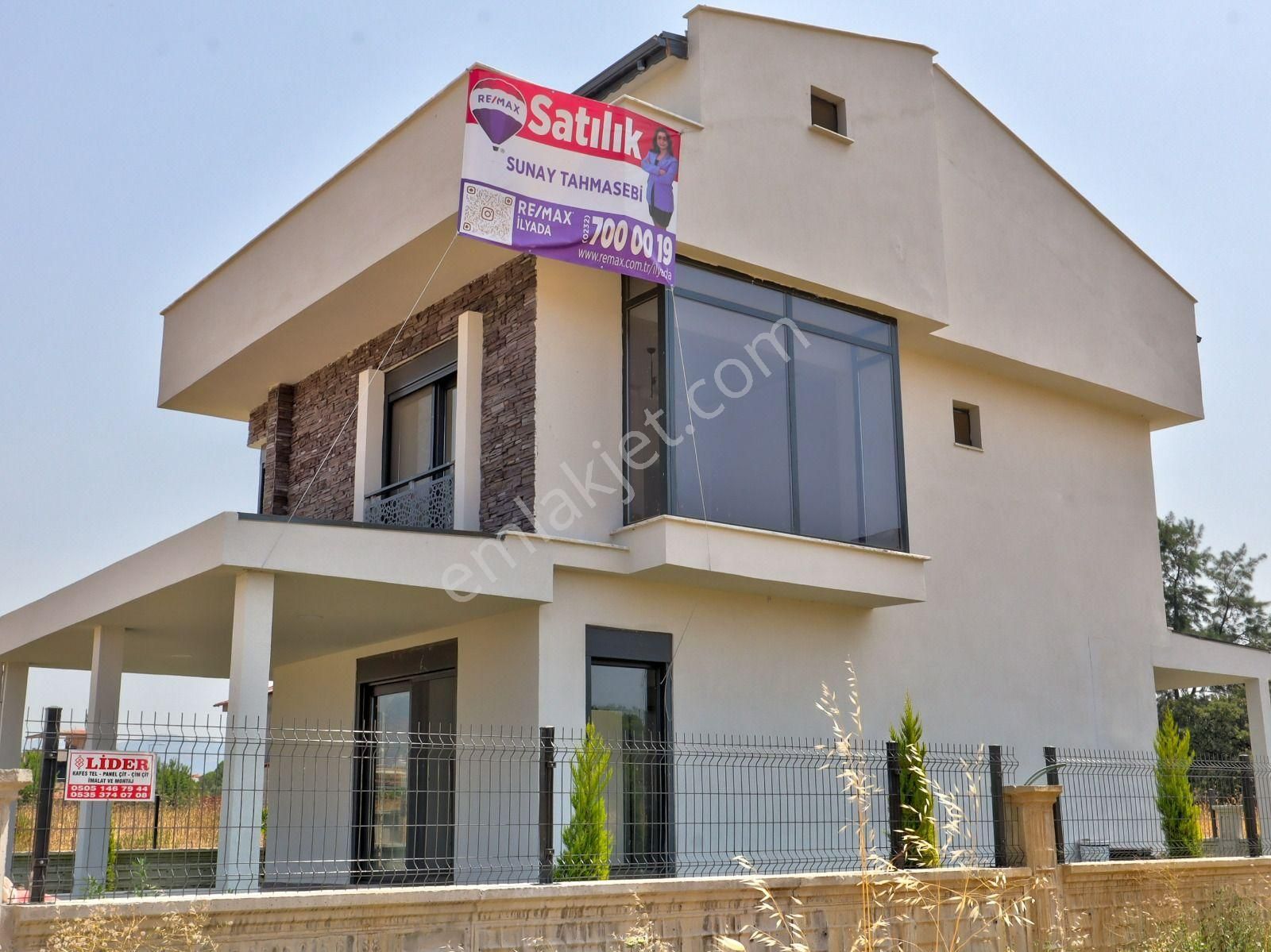 Salihleraltı Dörtyol'da Satılık Müstakil Ultra Lux Villa.