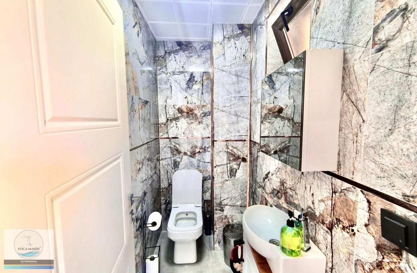 Foçaköy'de Müstakil Geniş Bahçeli Müstakil Havuzlu 3+1 Villa - Görsel 16