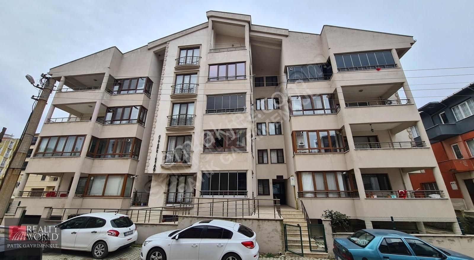 Keşan Merkez'de Eşi Benzeri Olmayan Satılık 5+2 Dubleks Daire