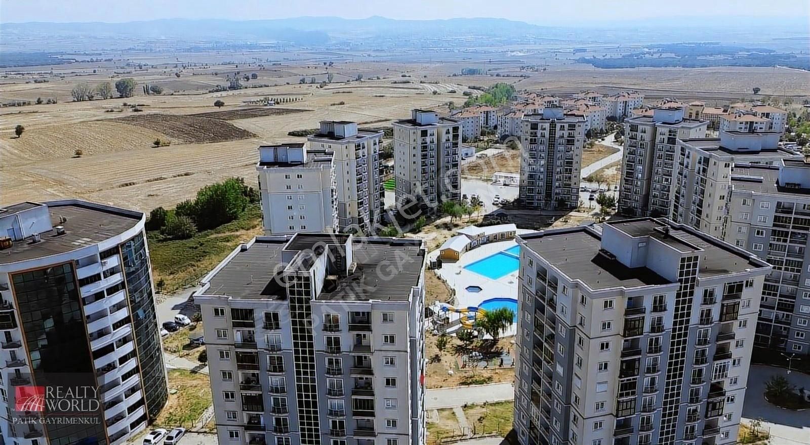 Keşan Beğendik Cumhuriyet Sitesi'nde Satılık 2+1 Daire