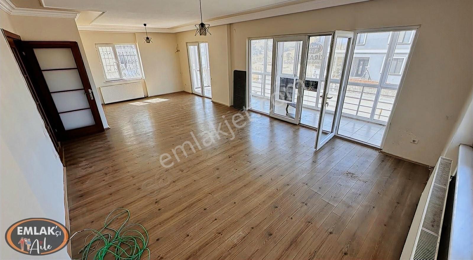 Bandırma Paşakent'te 3+1 Kiralık Daire
