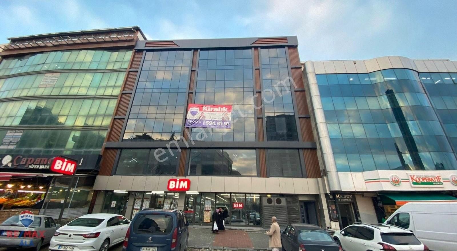 Remax Âlâ Gayrimenkul'den Kiralık İş Yeri Ve Katları
