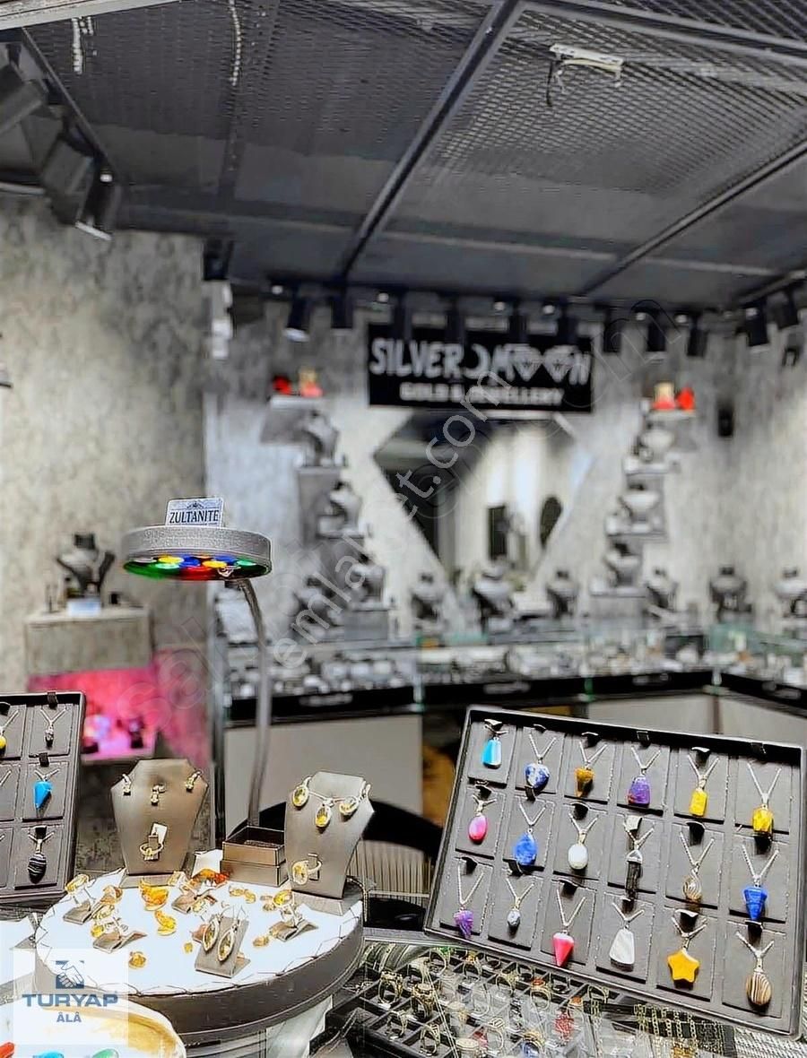 Devren Kiralık Dükkan Mağaza Venezıa Outlet Çarşısı - Görsel 19