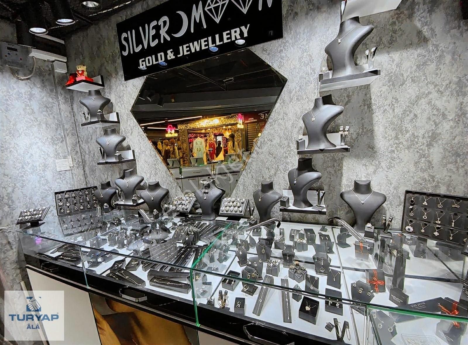 Devren Kiralık Dükkan Mağaza Venezıa Outlet Çarşısı - Görsel 14