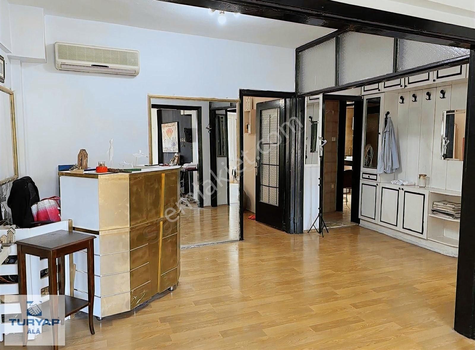 500 Evler Hürriyet Mah. Devren Kiralık Kuaför Salonu - Görsel 24