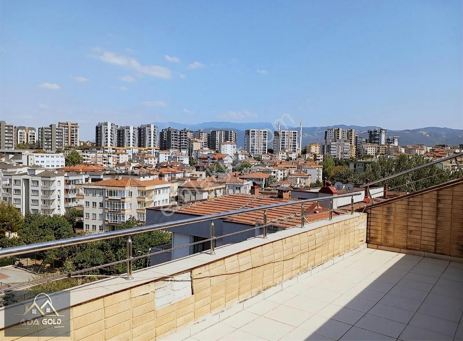 Podyum Park'a Yakın Eşyalı Büyük 6+1 Kiralık Daire